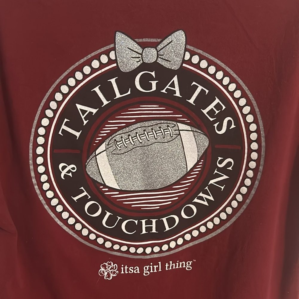 Women’s Tailgates and Touchdowns It’s a girl thing Maroon T-shirt Size L - Picture 4 of 6